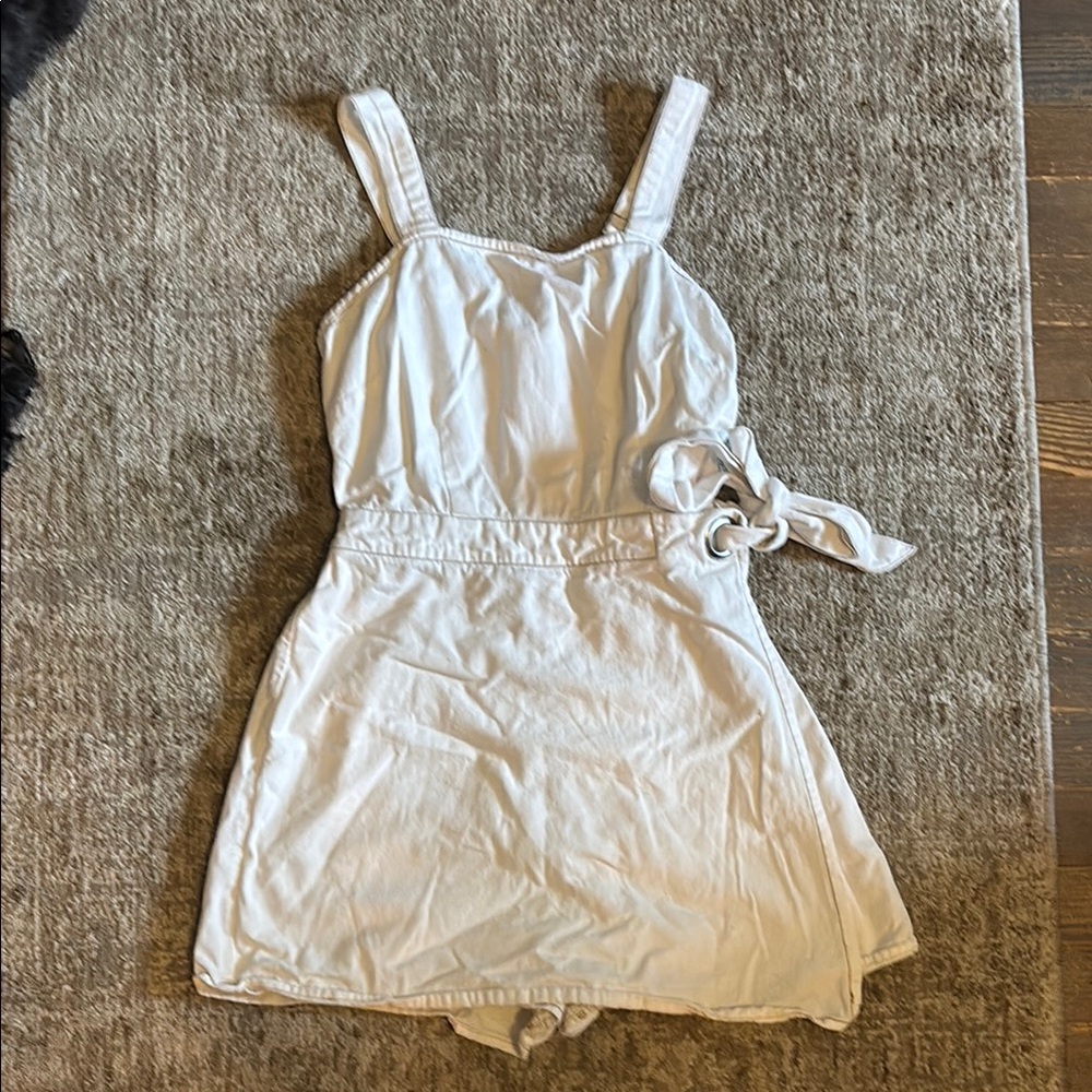 White Sleeveless Romper with Tie Waist